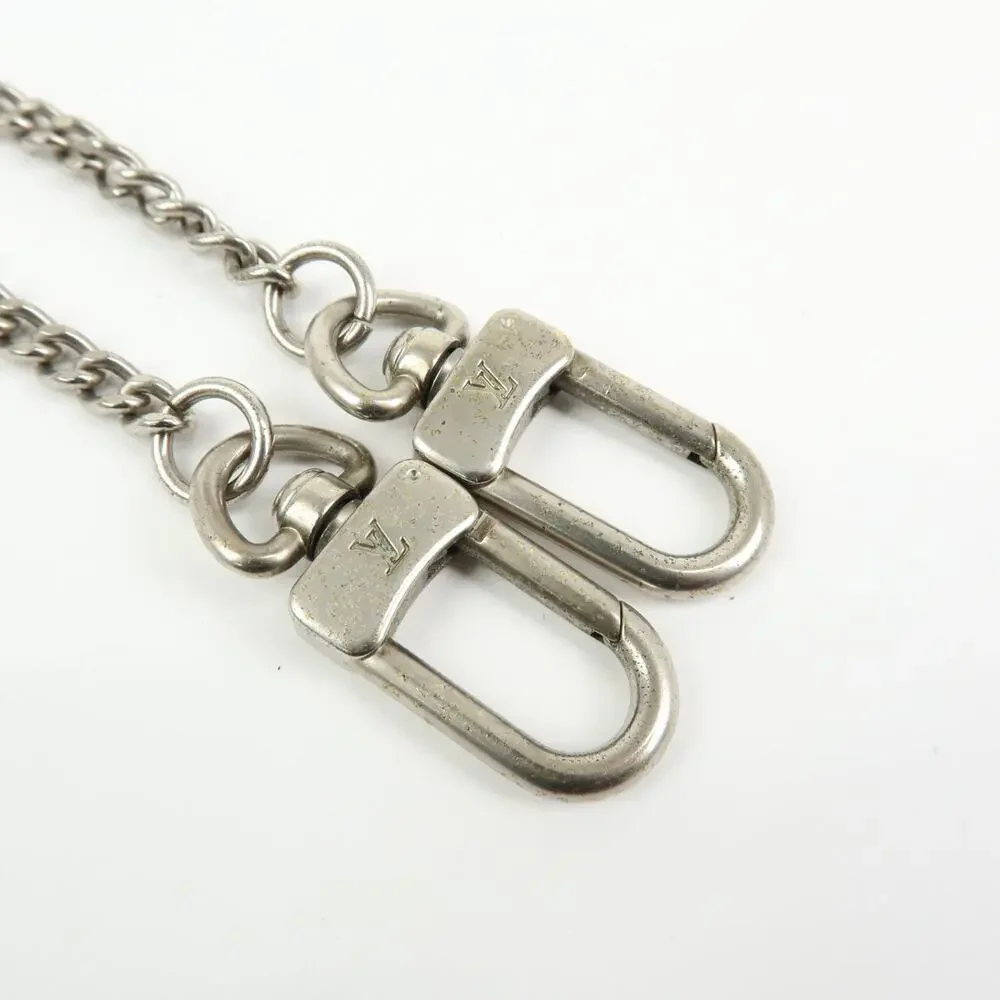 7071 - Louis Vuitton Metal Key Chain Strap Silver